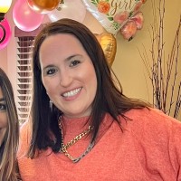 Lindsay Hoff Email & Phone Number