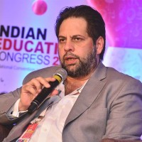 Email e telefono di Rustom Kerawalla