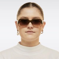 Cubitts Employee Julia Jackson's profile photo