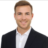 ZEISS Semiconductor Manufacturing Technology Employee Simon Gold's profile photo