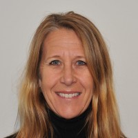 Carina Hakenäs Email
