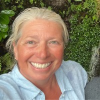 Jennifer Bryant Email & Phone Number