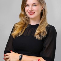 Valeriia Zavieriukha Email