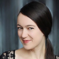 Erin Holmes Email & Phone Number