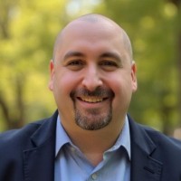 Comet X-ray Employee Richard Serna's profile photo