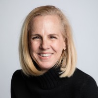 GradGuard Employee Lisa Danforth's profile photo