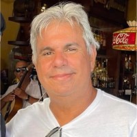 Hector de Armas Email