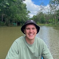 Jeremy Kemp Email