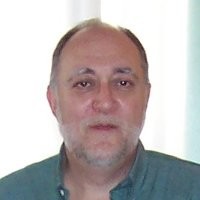 Rubén Scutari Email