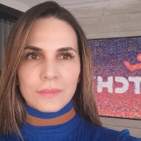 Watch Brasil Employee Adriana Lovato's profile photo