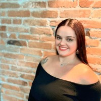 Amanda Oliveira Email & Phone Number