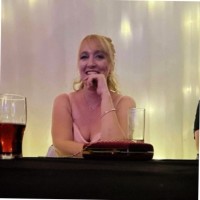 Lynne Molyneux Email
