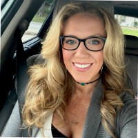 Keller Williams Kansas City Metro Employee Christina Plank's profile photo