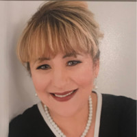 HRY Solutions Employee Yesenia Flores's profile photo