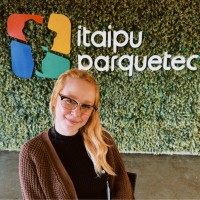 LOWE Employee Bruna Petsch's profile photo