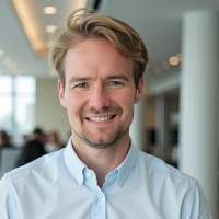 JetBlue Employee Derrick Olson's profile photo