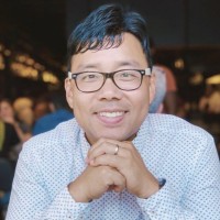 emCT Employee John Kim's profile photo