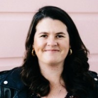 Leslie Dybuncio Email & Phone Number