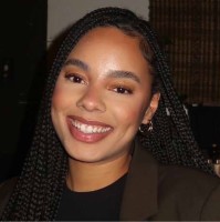 Yelena Itoua Email