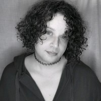 Yohomo Employee Vee Willard's profile photo