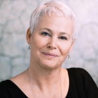 Lynette Xanders Email & Phone Number