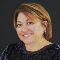 Elizabeth Golder Email & Phone Number