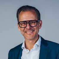 Andreas Quiner Email