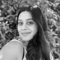 Lilia Flores Email