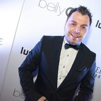 React Presents Employee Arbi Ujkashi's profile photo