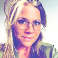 Evelien van Ostaeijen Email