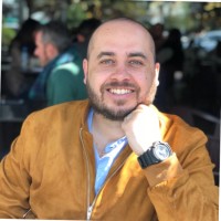 Andrés Arellano Farías Email