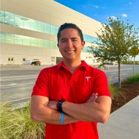Tesla Employee Alejandro Leal's profile photo