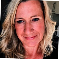 Barbara Klinge Email