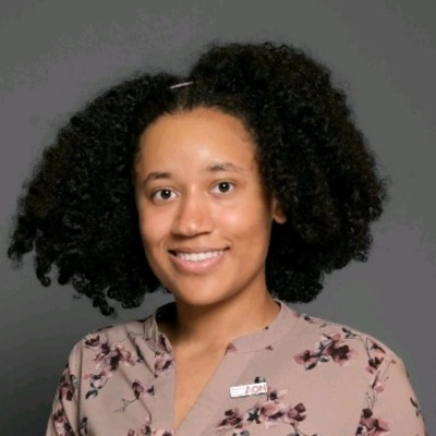 Aon Employee Victoria Alexander's profile photo