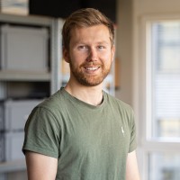 Simon Rüegg Email