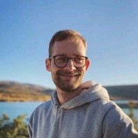 Benjamin Böff Email