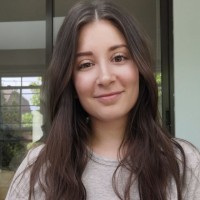 Denise Oliveira Email & Phone Number