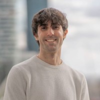 Luis Lizarraga Email