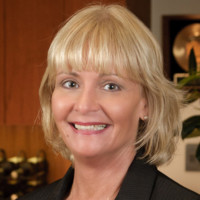 Cindy Peer Email & Phone Number
