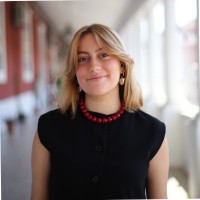 Constança Camões Gouveia Email