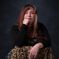 Hayley Lyons Email & Phone Number