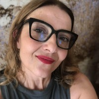 Stefania Pochesci Email