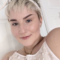 Kayleigh Lambert Email & Phone Number