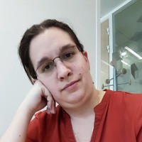 Vapostore Employee Delphine R.'s profile photo
