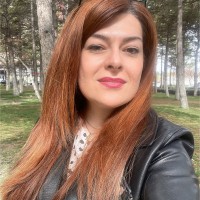 Zeinab Sadr Email