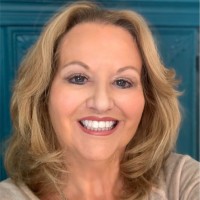 Snyder Diamond Employee Jennifer Chadney's profile photo