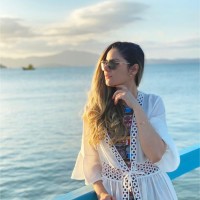 eCommerce Employee Emily Gomes's profile photo
