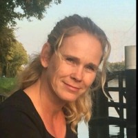 Karin Deen Email
