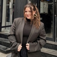 Emma Volk Email