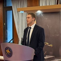 Harry Warren Email & Phone Number
